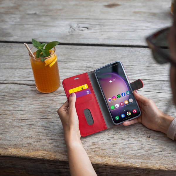 Fixed Samsung Galaxy A55 Fodral Opus Book Röd