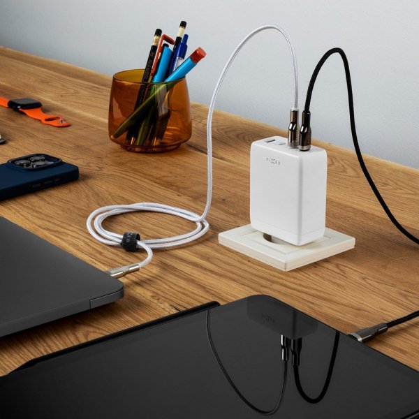 - Laddare - GaN100 3xUSB-C & 1xUSB-A