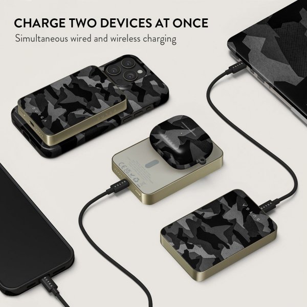 - Powerbank - MagSafe 5000 mAh - Night Black Camo - Gold